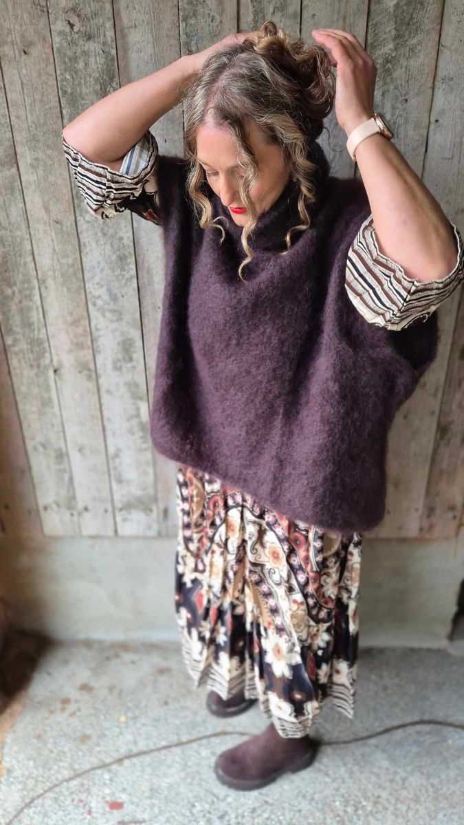 BJOERK Rollneck Vest Coffee