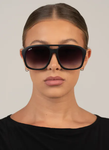 Hovedbilde OTRA Solbriller Reina Black ...