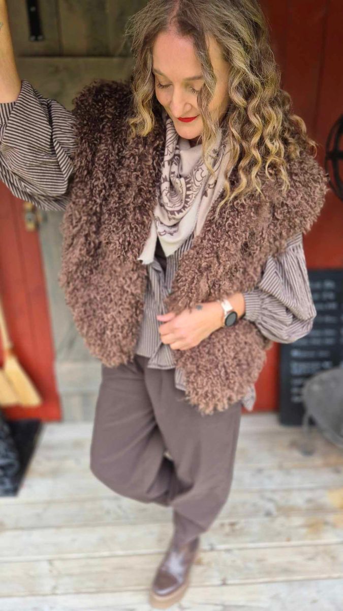  SAGA Fluffy Vest Marron