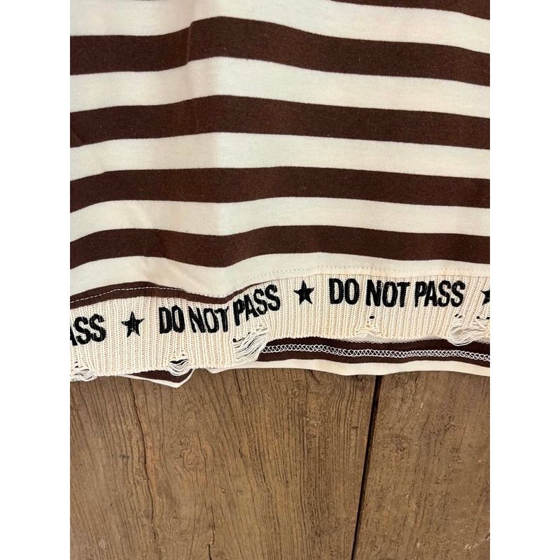 DO NOT PASS Genser med Striper Brun 