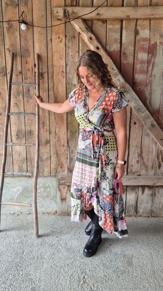 Hovedbilde QUEEN Omslagskjole Patch